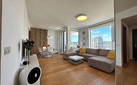 City View From 27Th Floor, Free Parking, Keyless
